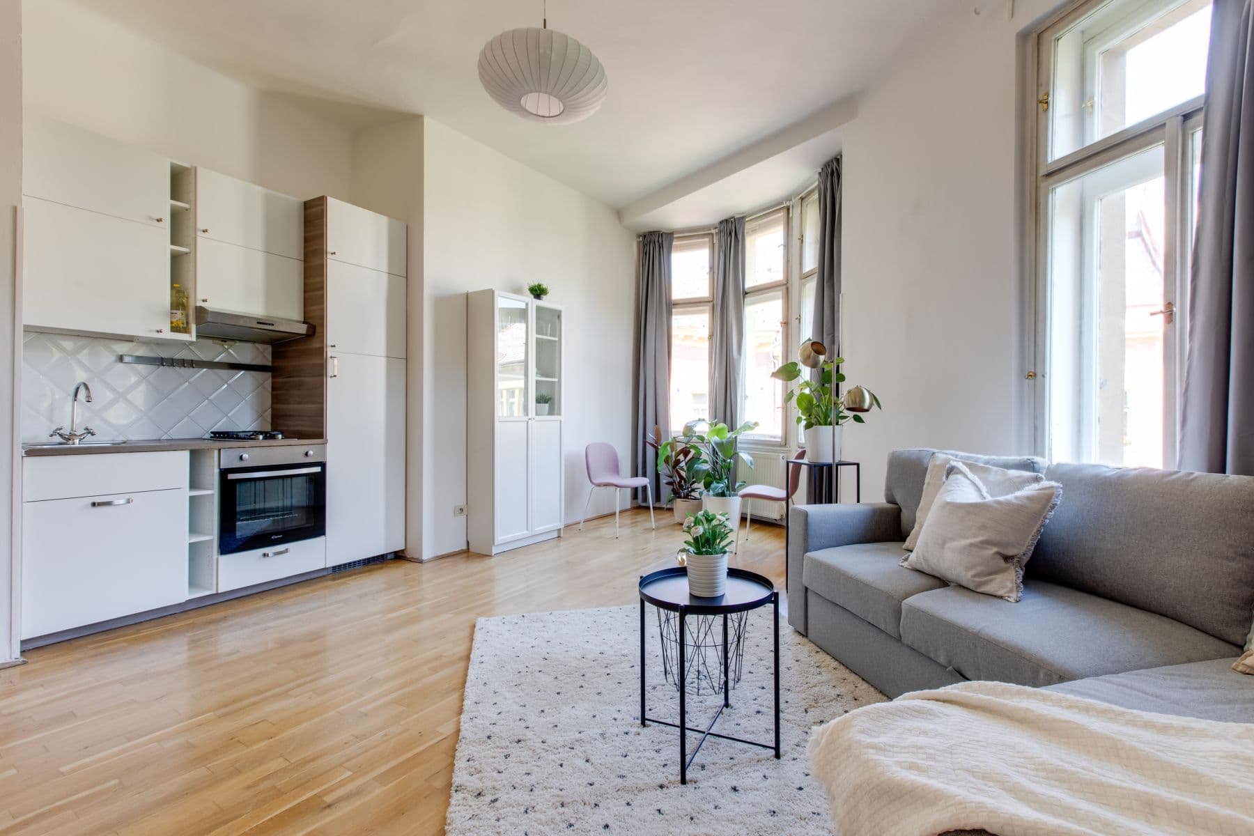 Pronájem bytu  55 m², Kubova, Praha, Praha