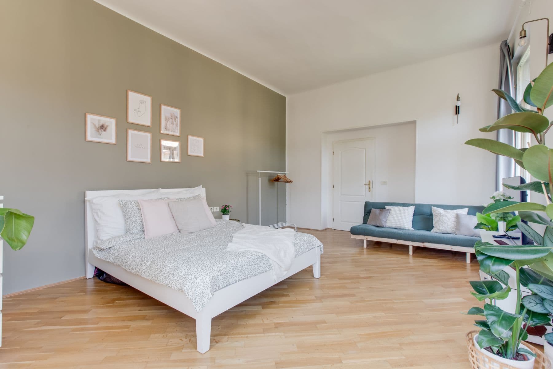 Pronájem bytu  55 m², Kubova, Praha, Praha