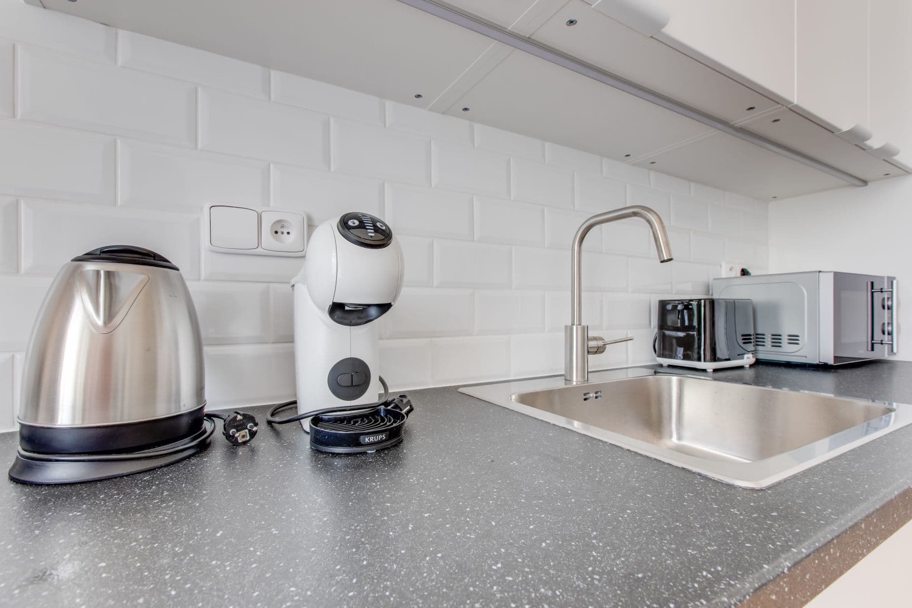 Pronájem bytu  60 m², Legerova, Praha, Praha