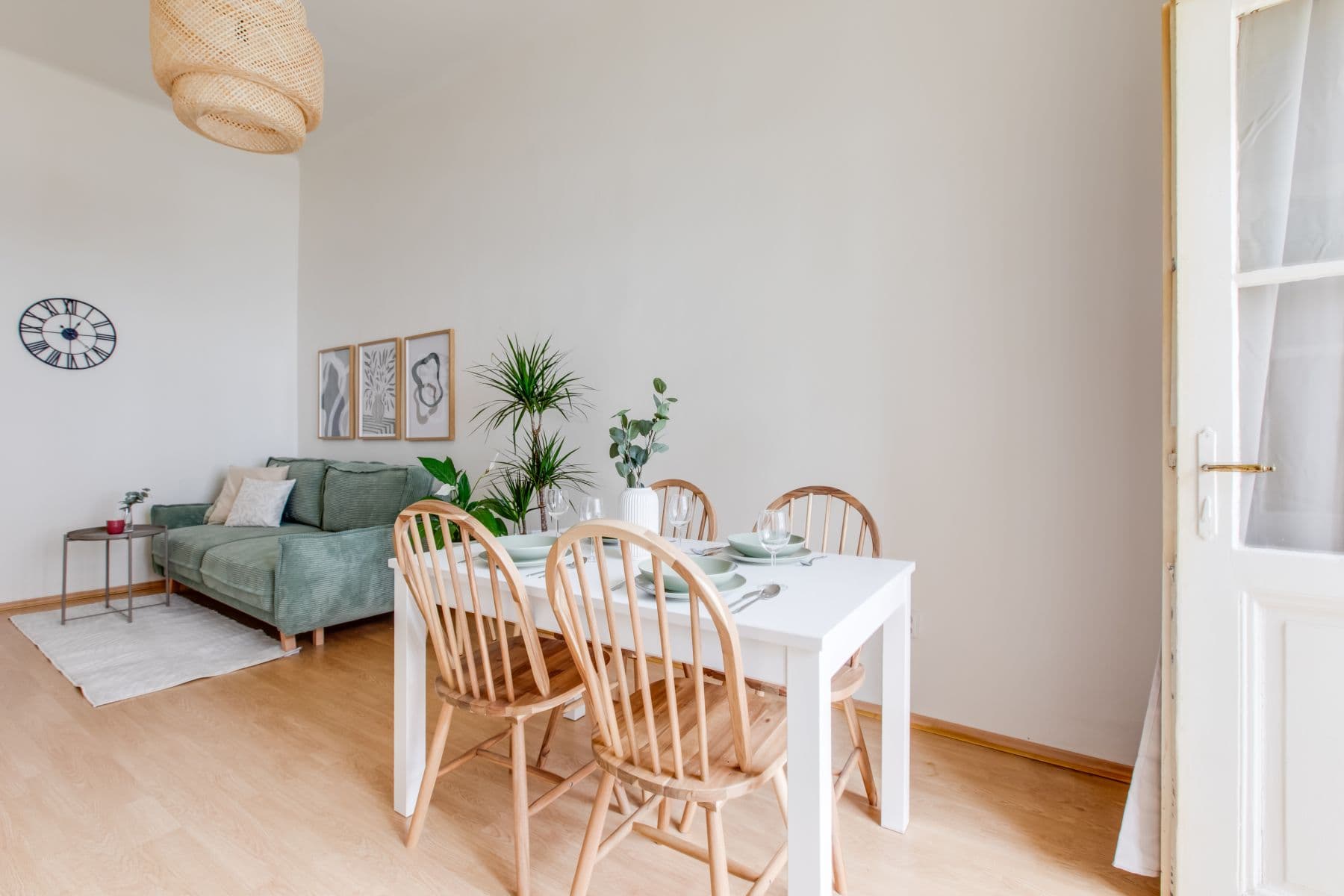 Pronájem bytu  60 m², Legerova, Praha, Praha