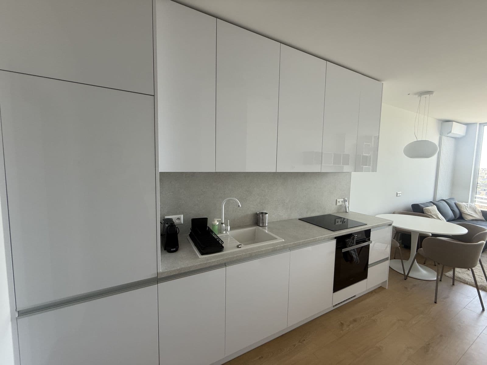 Pronájem bytu  30 m², Rožňavská, Nové Mesto, Bratislavský kraj