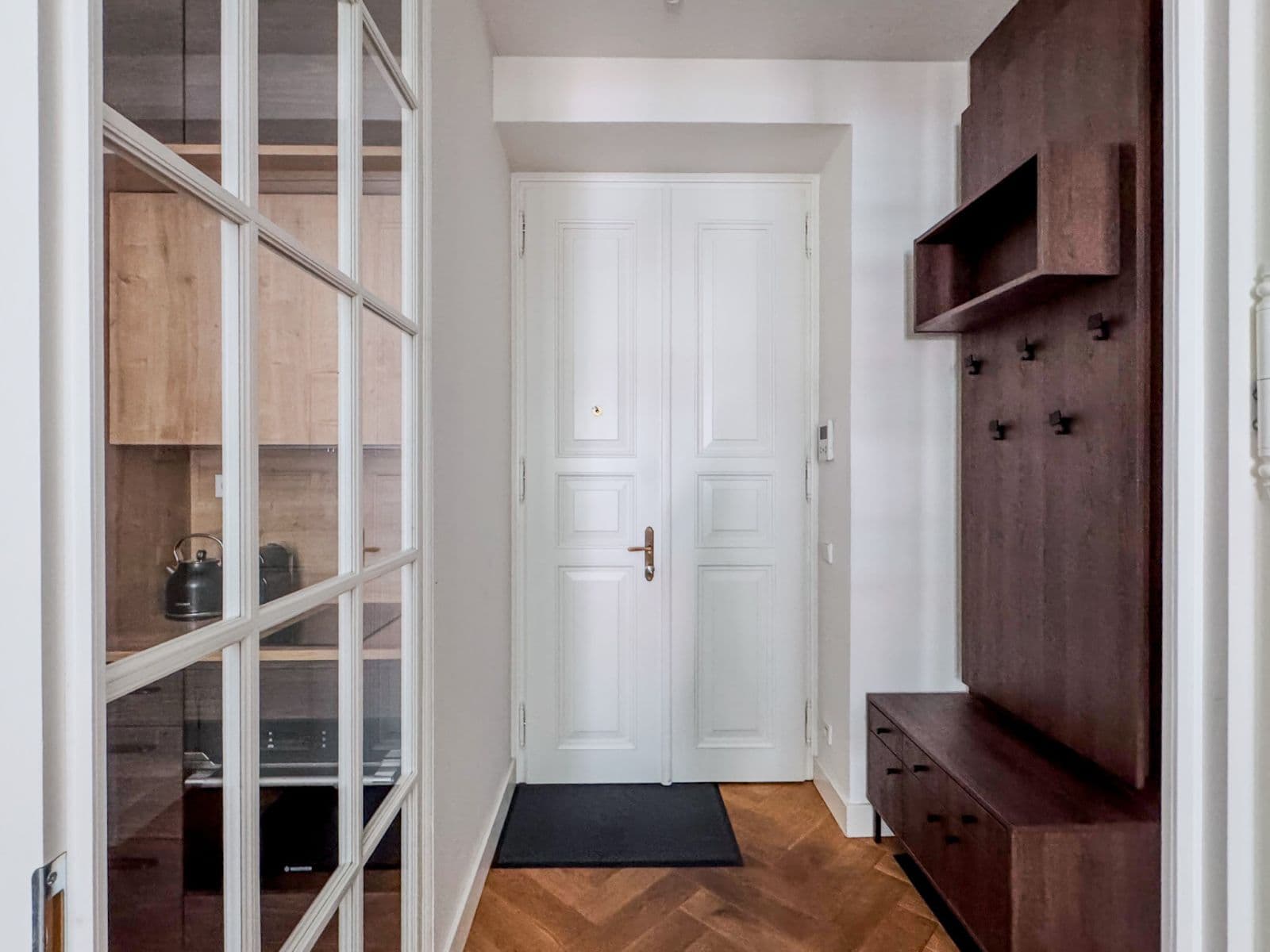 Pronájem bytu  40 m², Dlážděná, Praha, Praha
