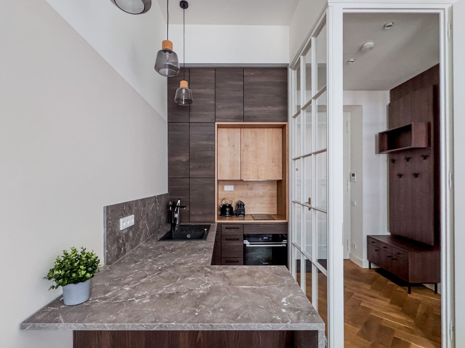 Pronájem bytu  40 m², Dlážděná, Praha, Praha