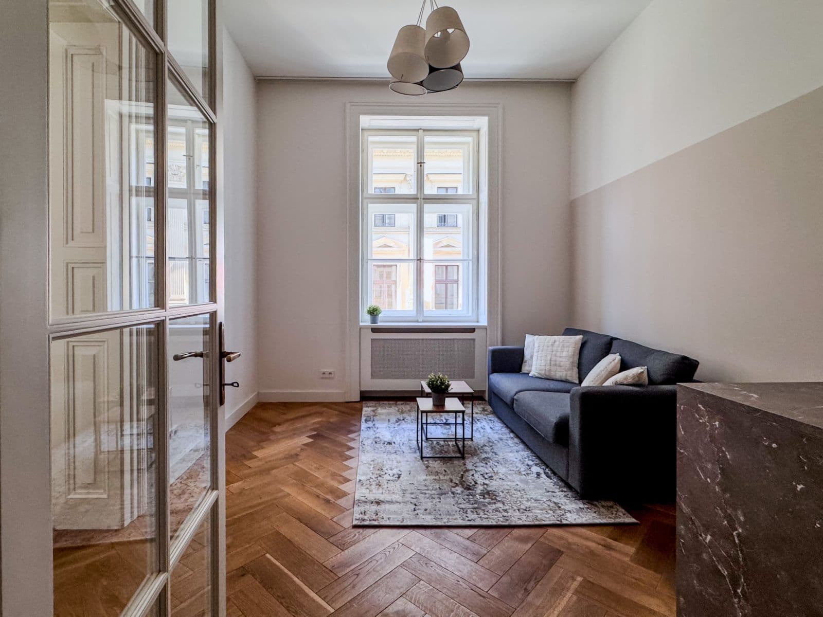 Pronájem bytu  40 m², Dlážděná, Praha, Praha