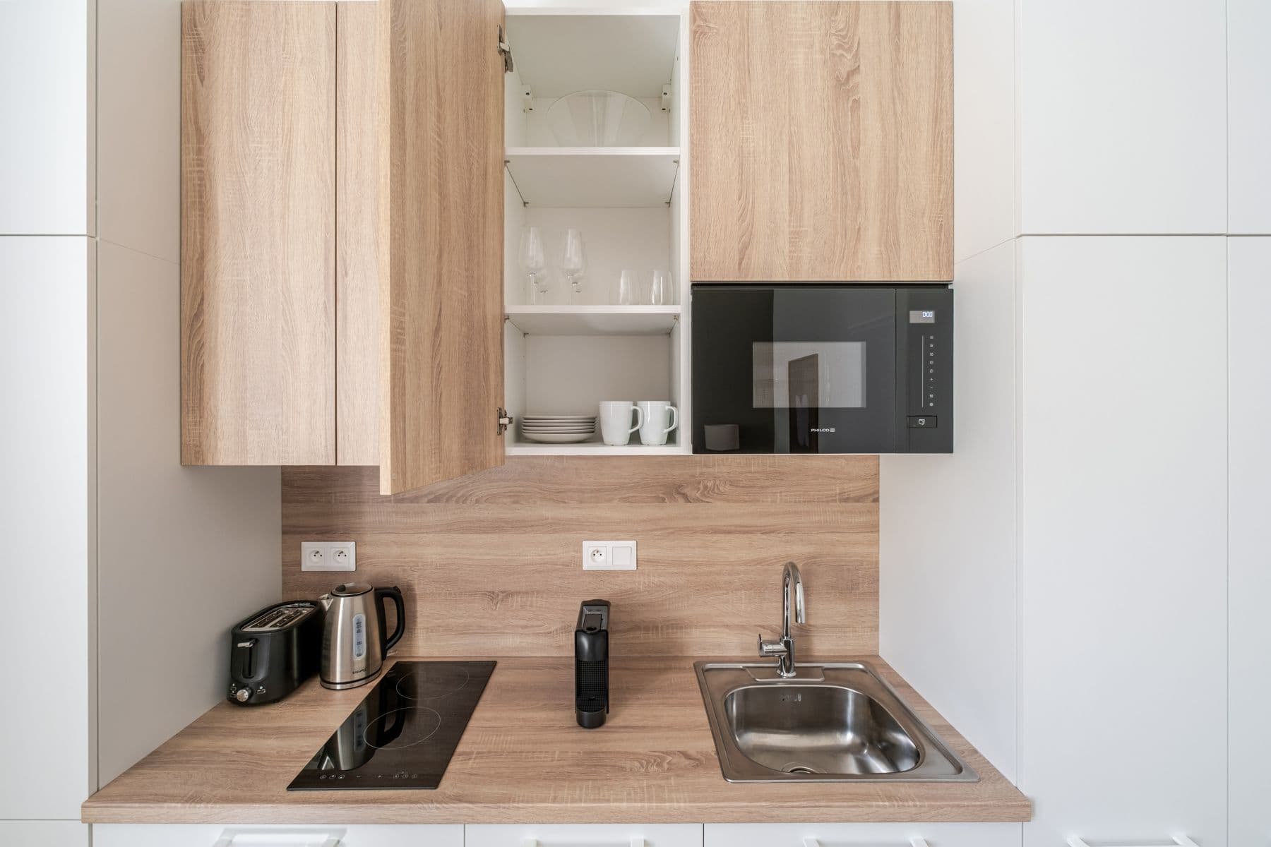 Pronájem bytu  43 m², Veletržní, Praha, Praha
