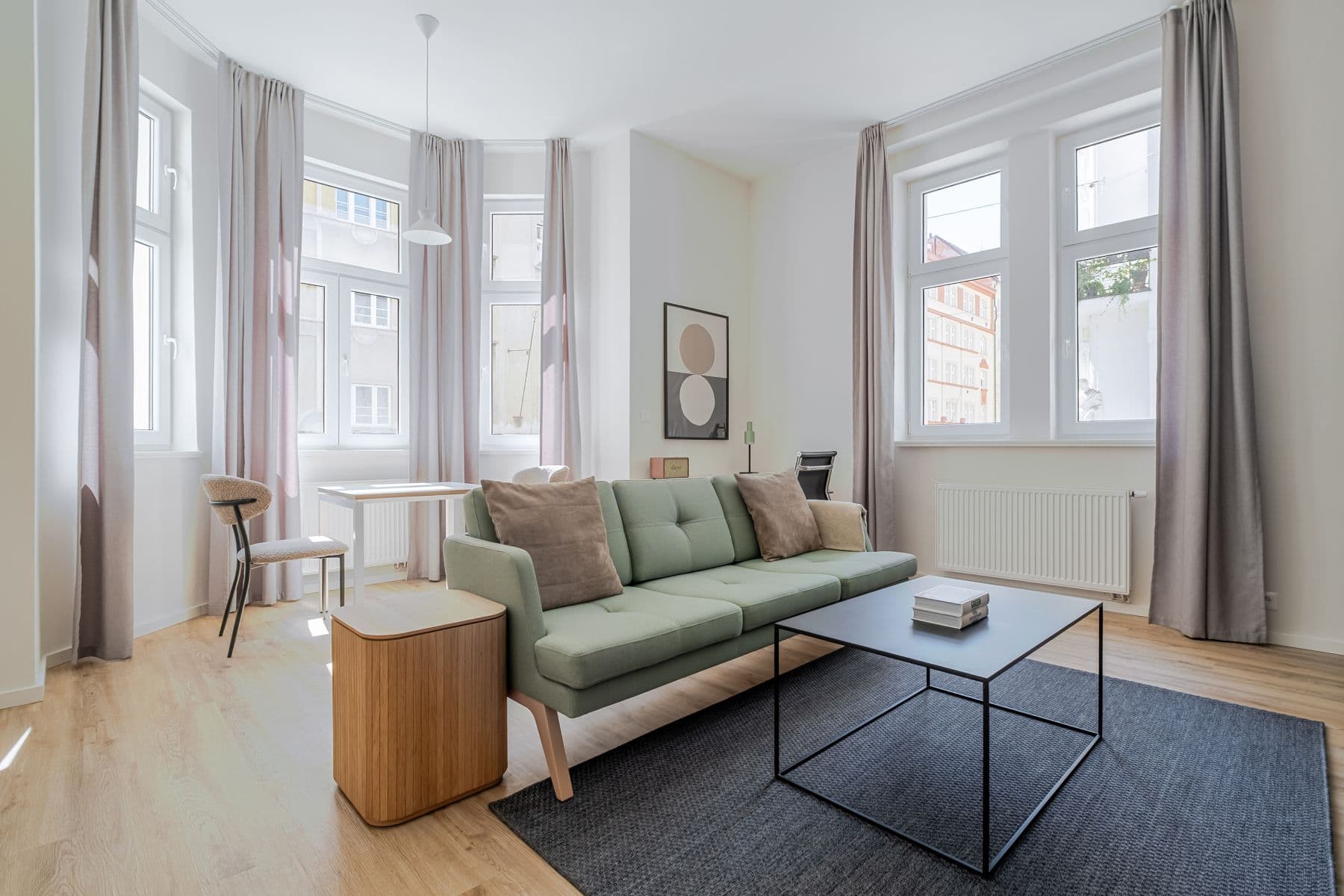 Pronájem bytu  45 m², Veletržní, Praha, Praha