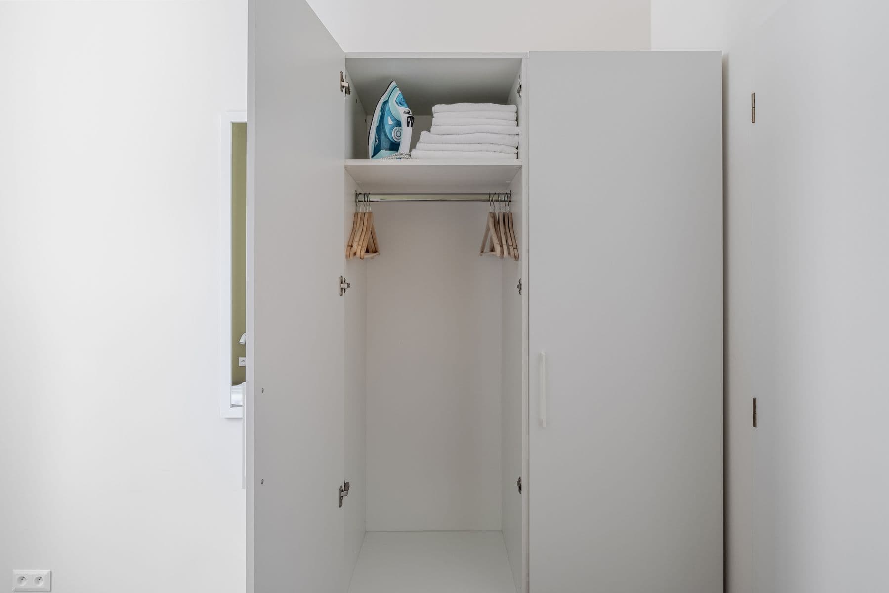 Pronájem bytu  45 m², Veletržní, Praha, Praha