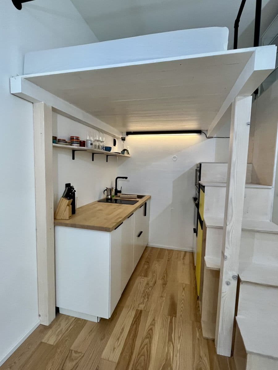 Pronájem bytu  20 m², U Uranie, Praha, Praha