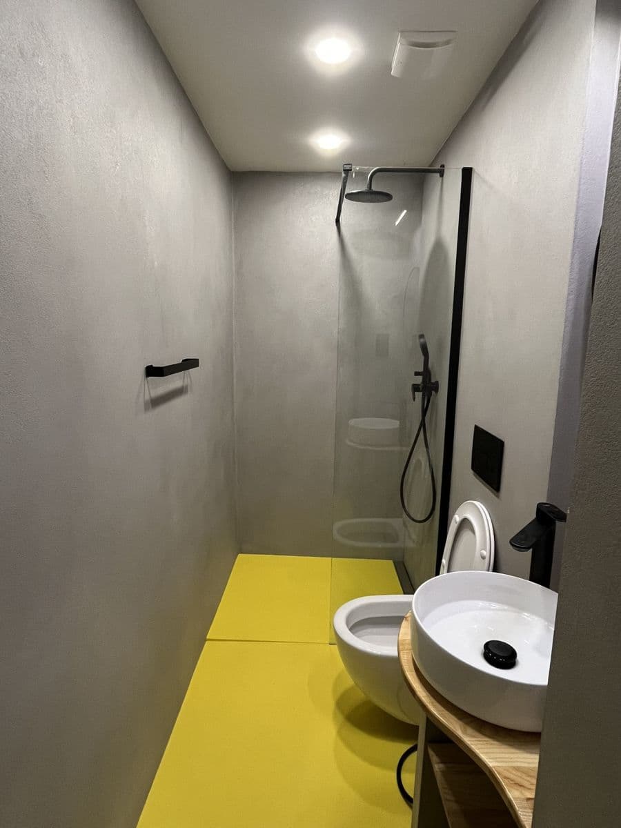 Pronájem bytu  20 m², U Uranie, Praha, Praha