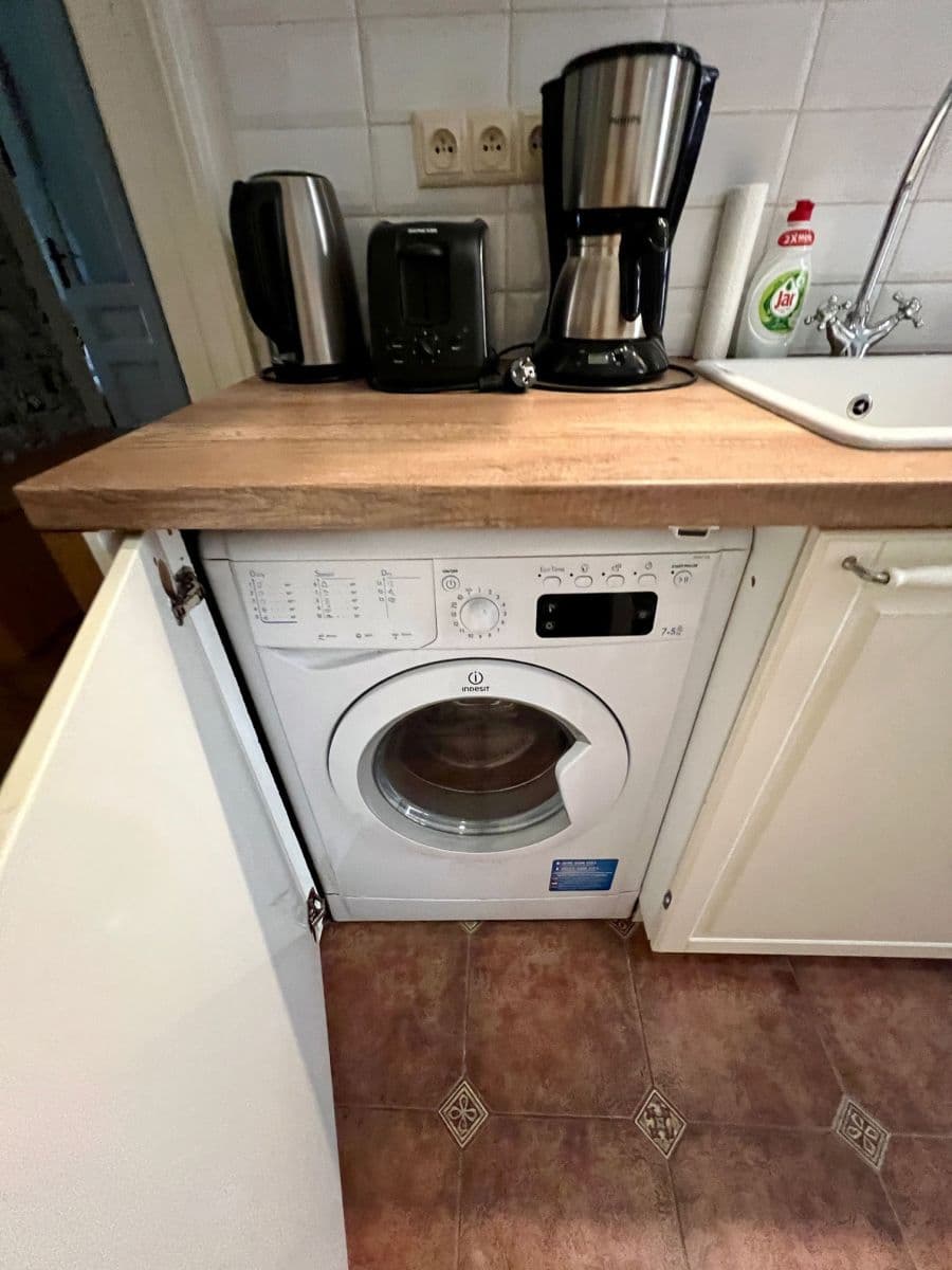Pronájem bytu  65 m², Ostrovní, Praha, Praha