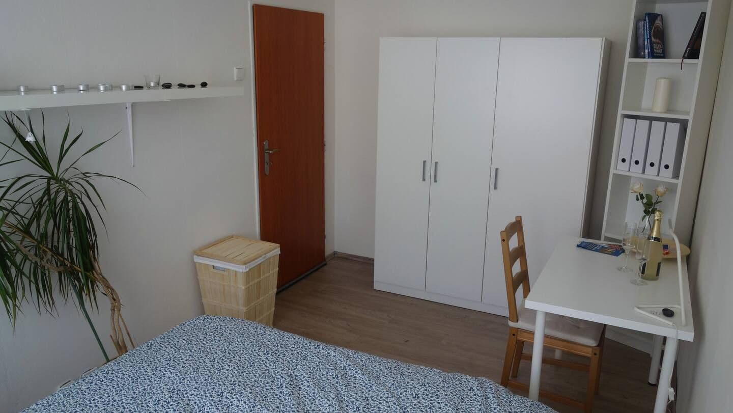 Pronájem bytu  74 m², Štětínská, Praha, Praha