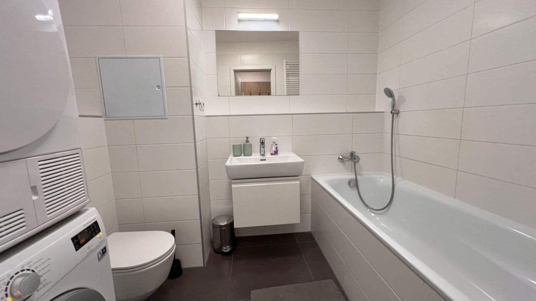 Pronájem bytu  60 m², Blumentálska, Bratislava - mestská časť Staré Mesto, Bratislavský kraj