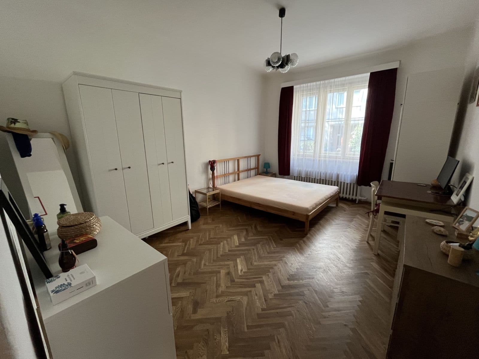 Pronájem bytu  41 m², Kouřimská, Praha, Praha
