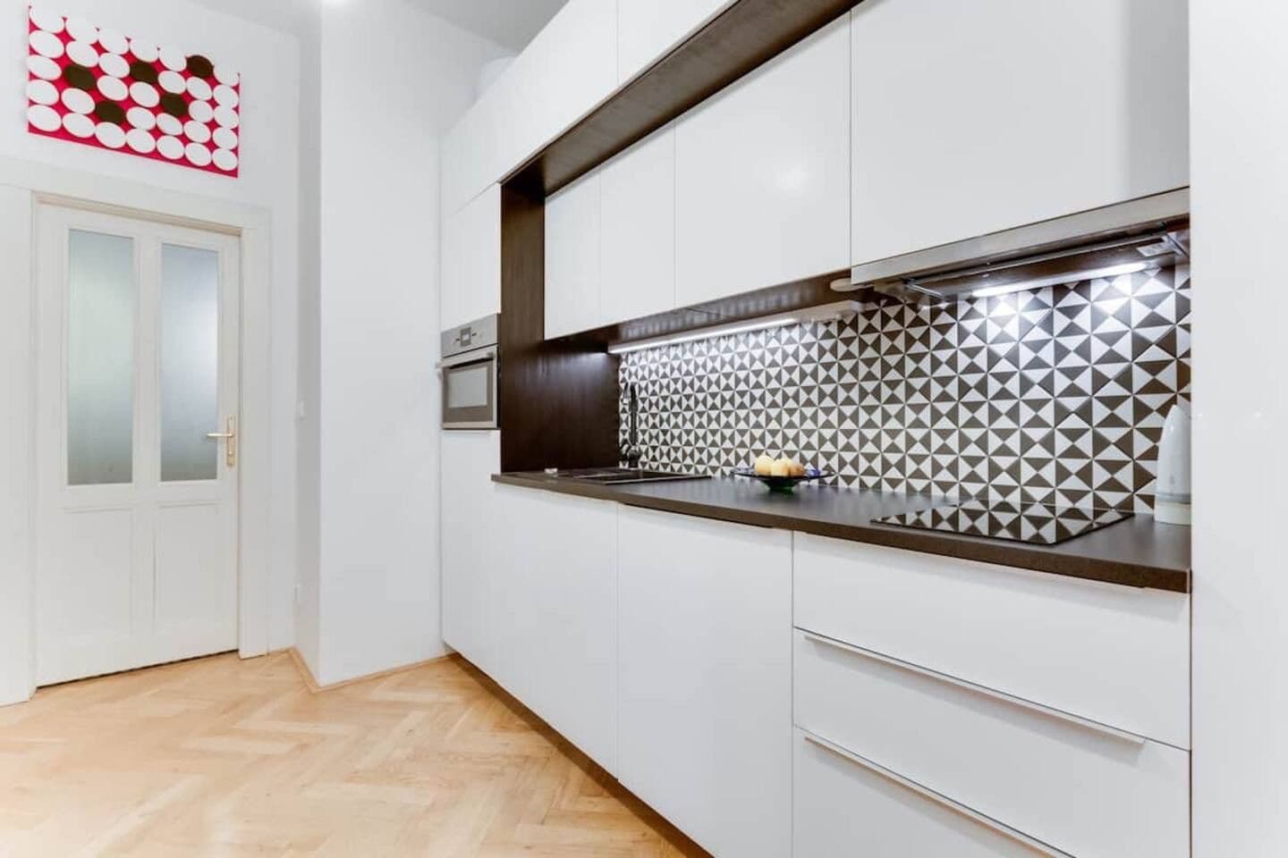Pronájem bytu  50 m², Hybešova, Praha, Praha