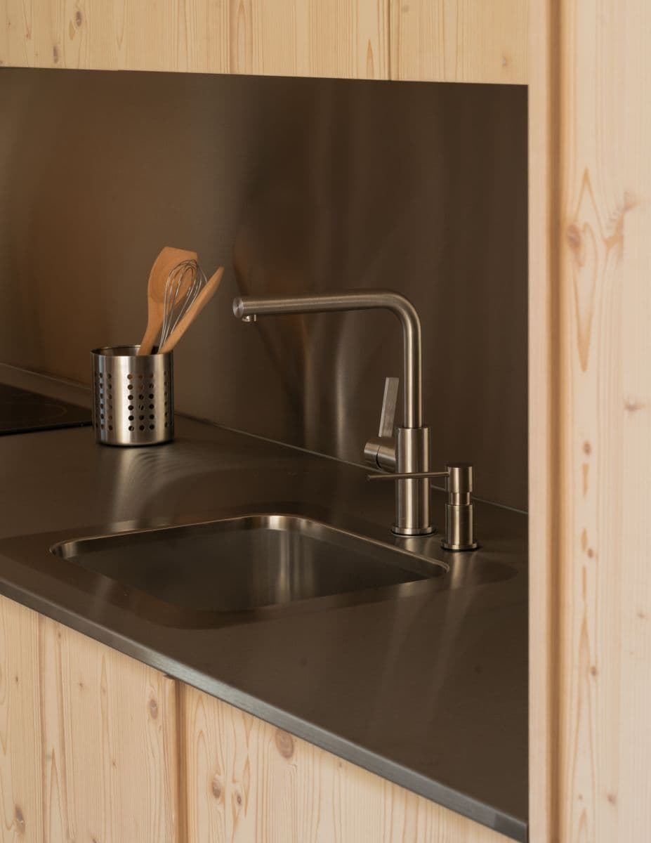 Pronájem bytu  80 m², Sevastopolská, Praha, Praha