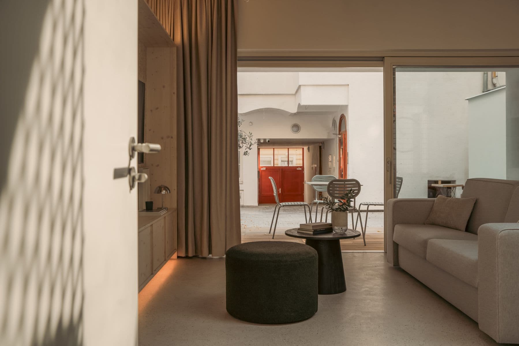 Pronájem bytu  80 m², Sevastopolská, Praha, Praha