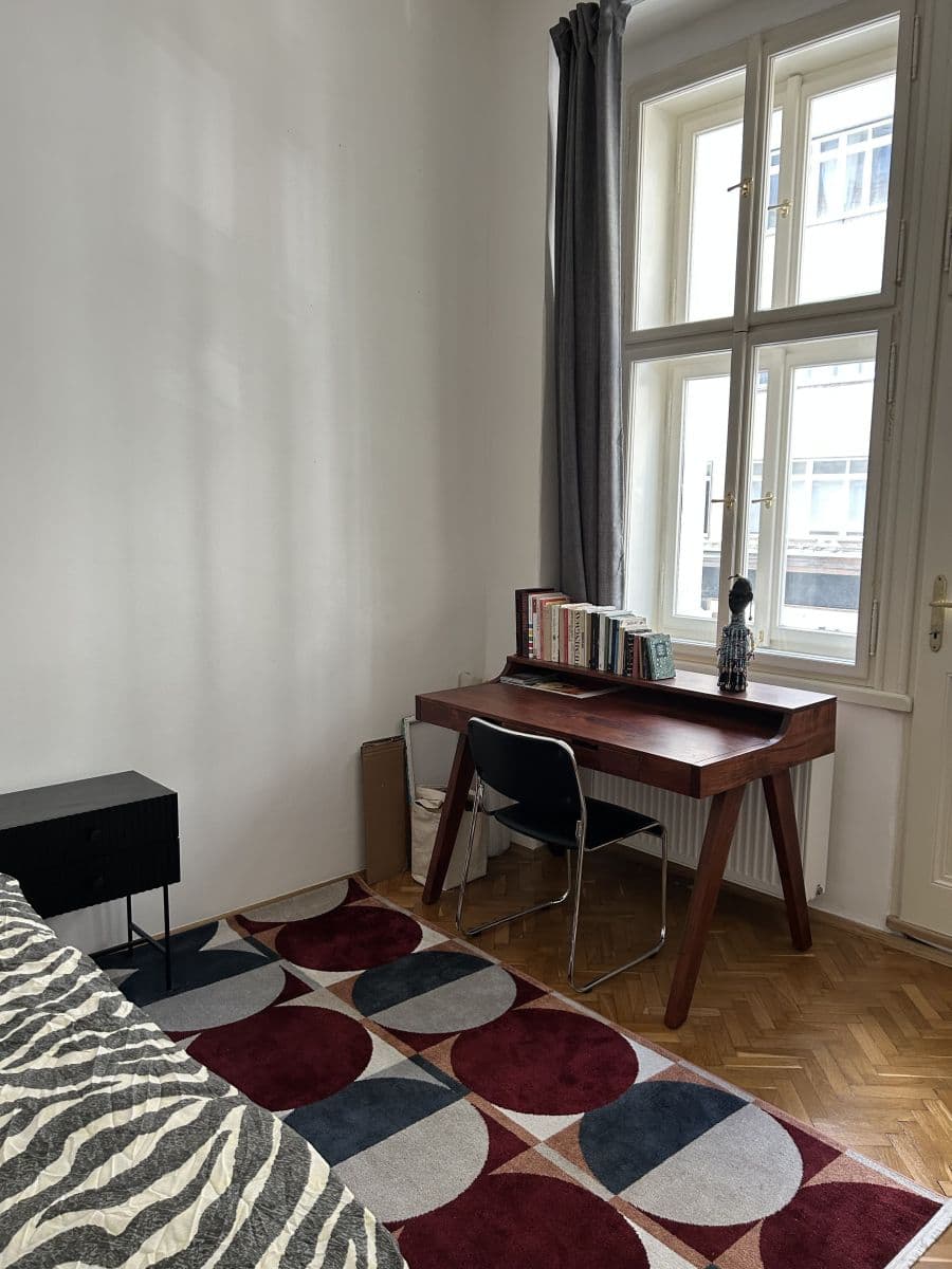 Pronájem bytu  60 m², Jungmannova, Praha, Praha