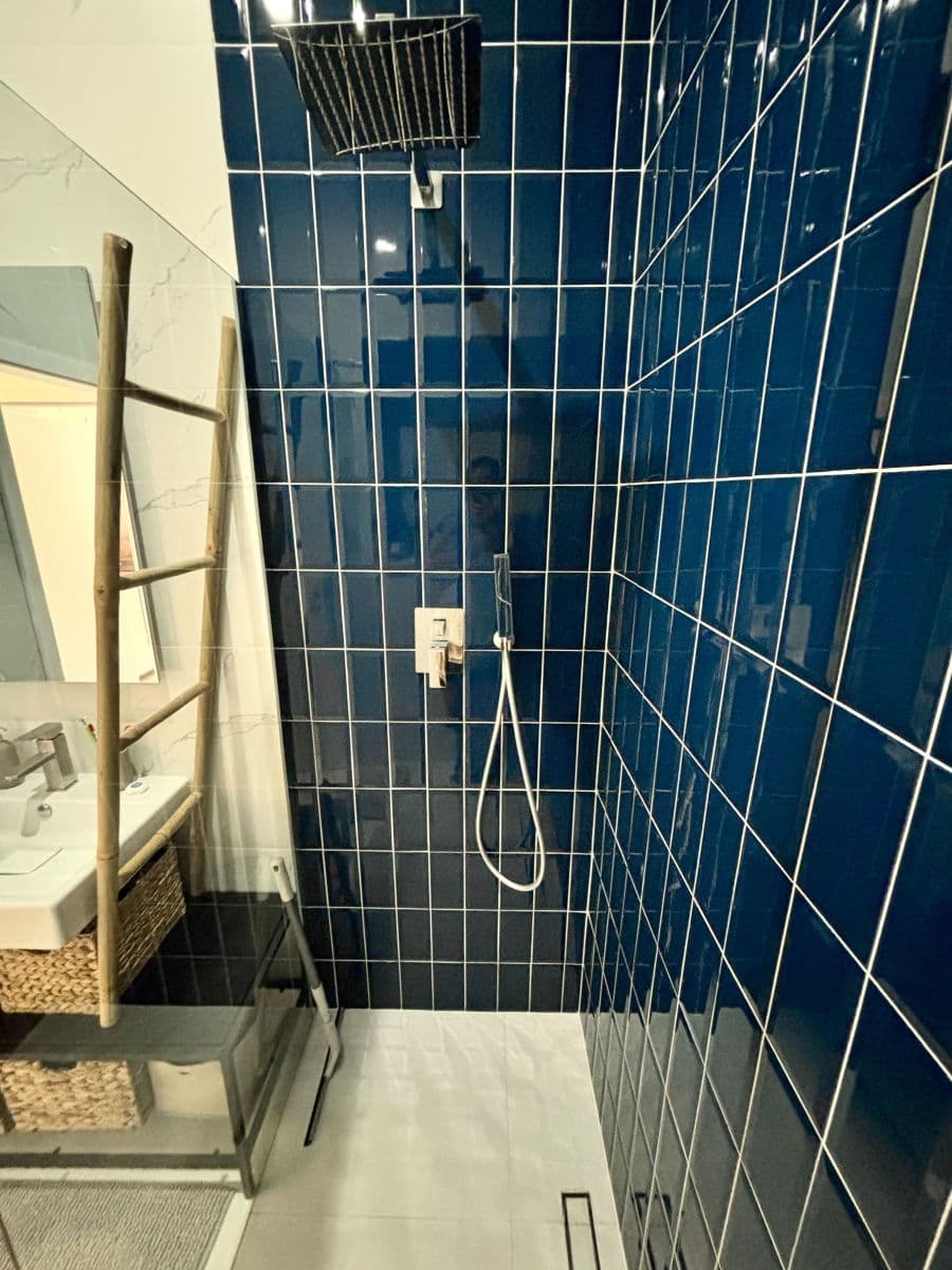 Pronájem bytu  45 m², Zenklova, Praha, Praha