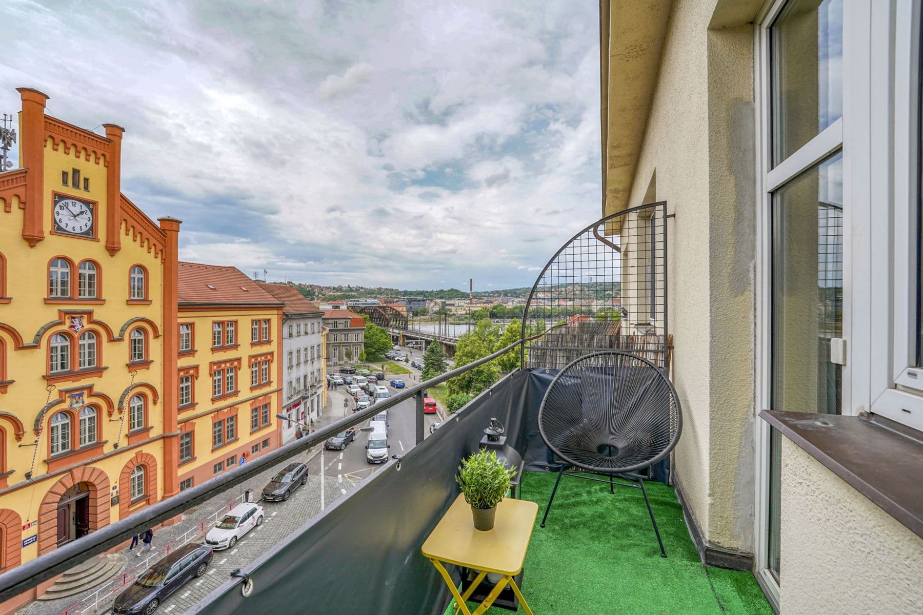 Pronájem bytu  29 m², Vratislavova, Praha, Praha