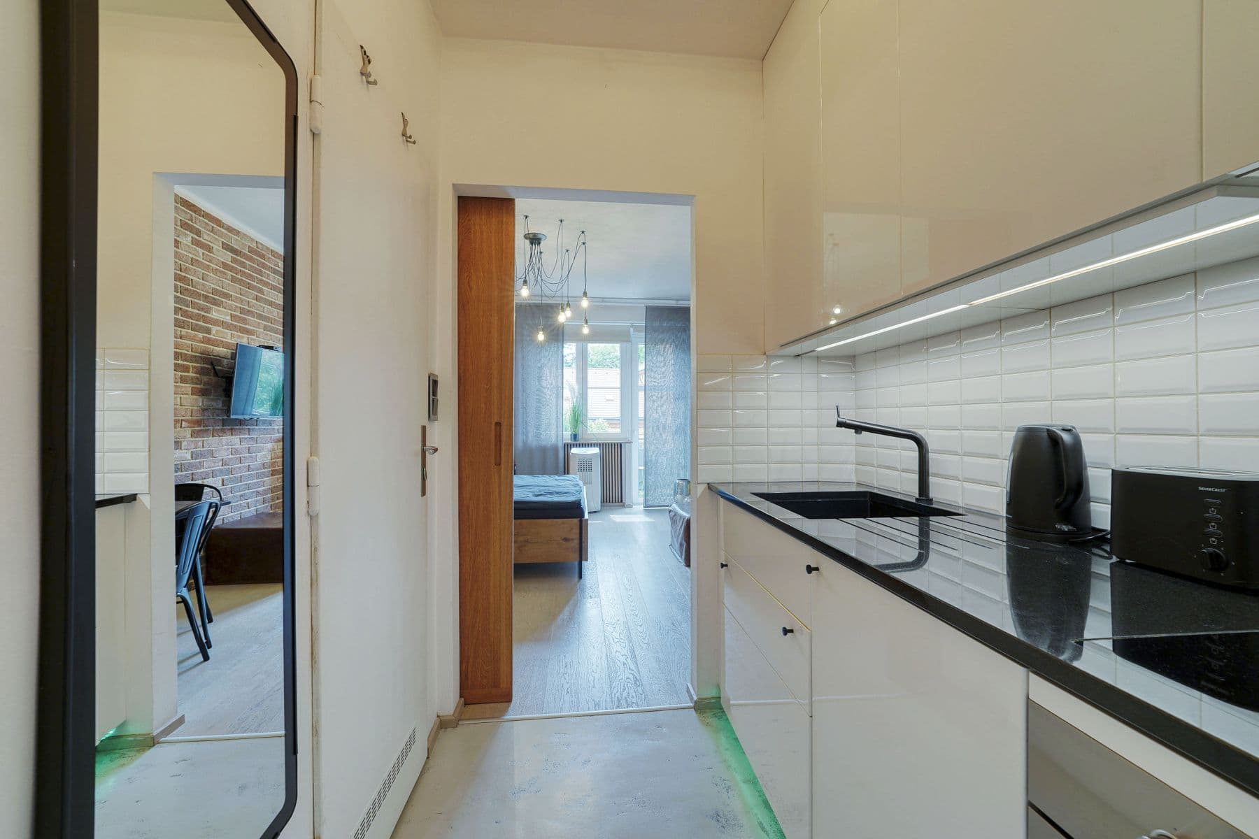 Pronájem bytu  29 m², Vratislavova, Praha, Praha