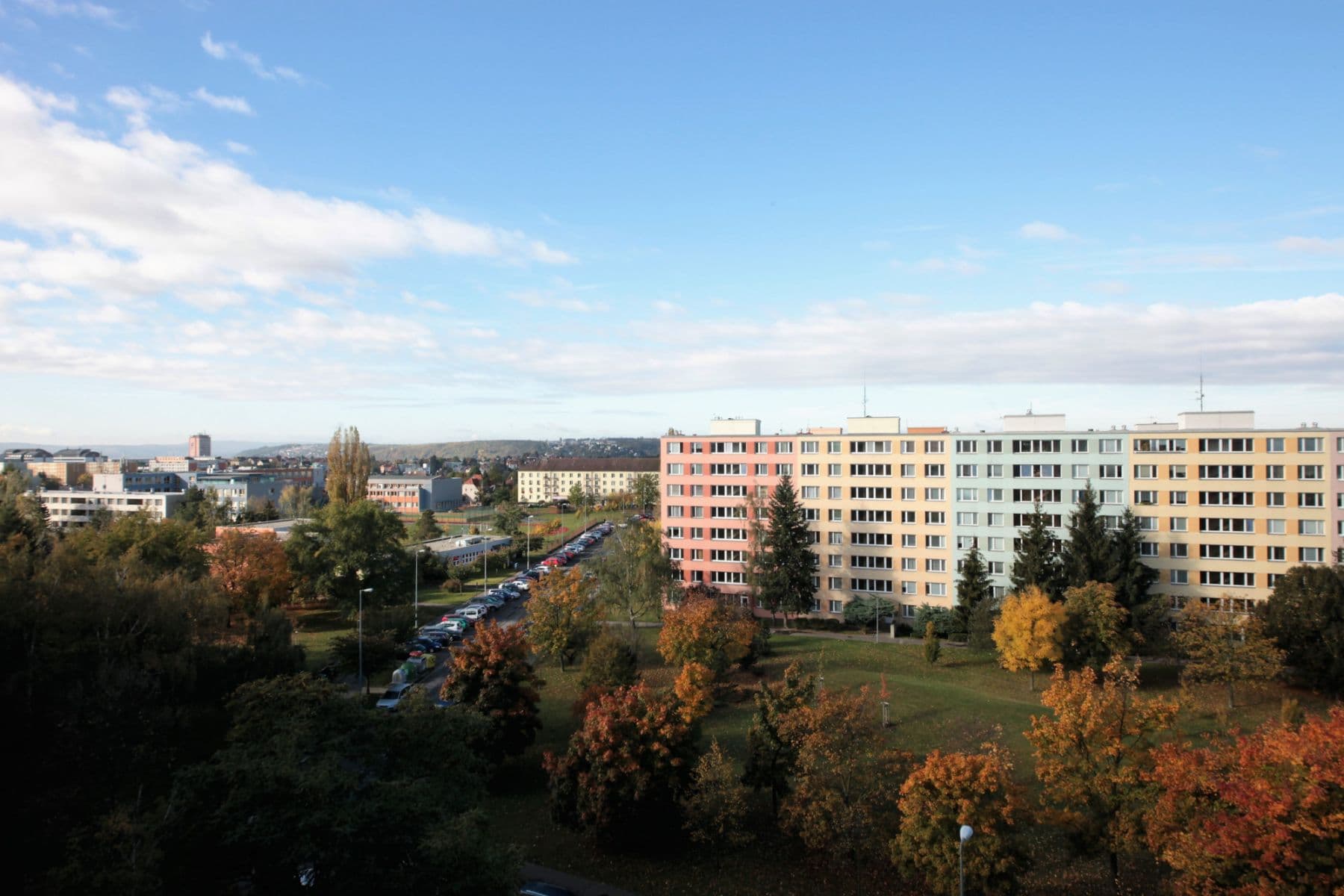 Pronájem bytu  40 m², Pujmanové, Praha, Praha