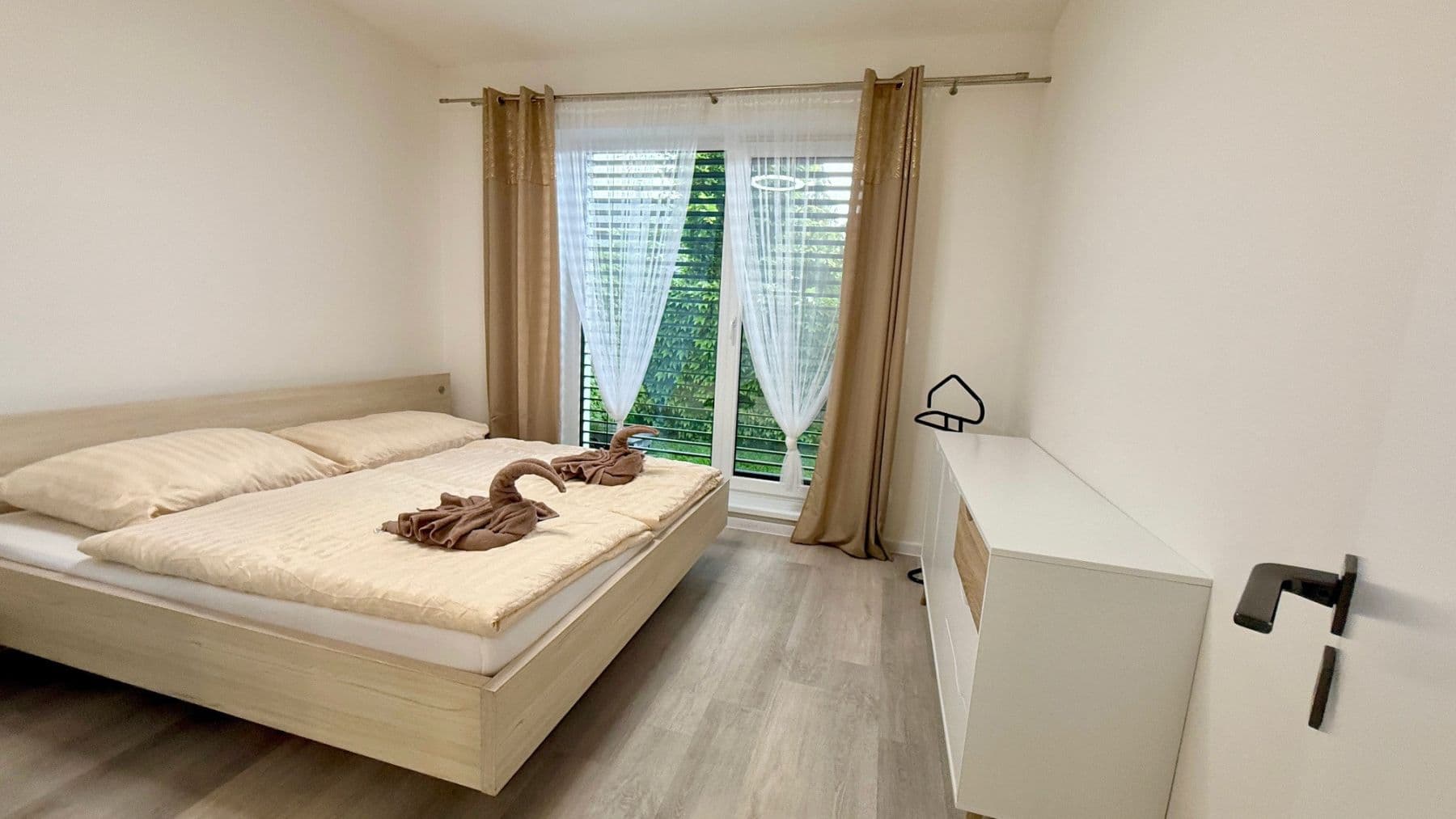 Pronájem bytu  120 m², Slivková, Dunajská Lužná, Bratislavský kraj