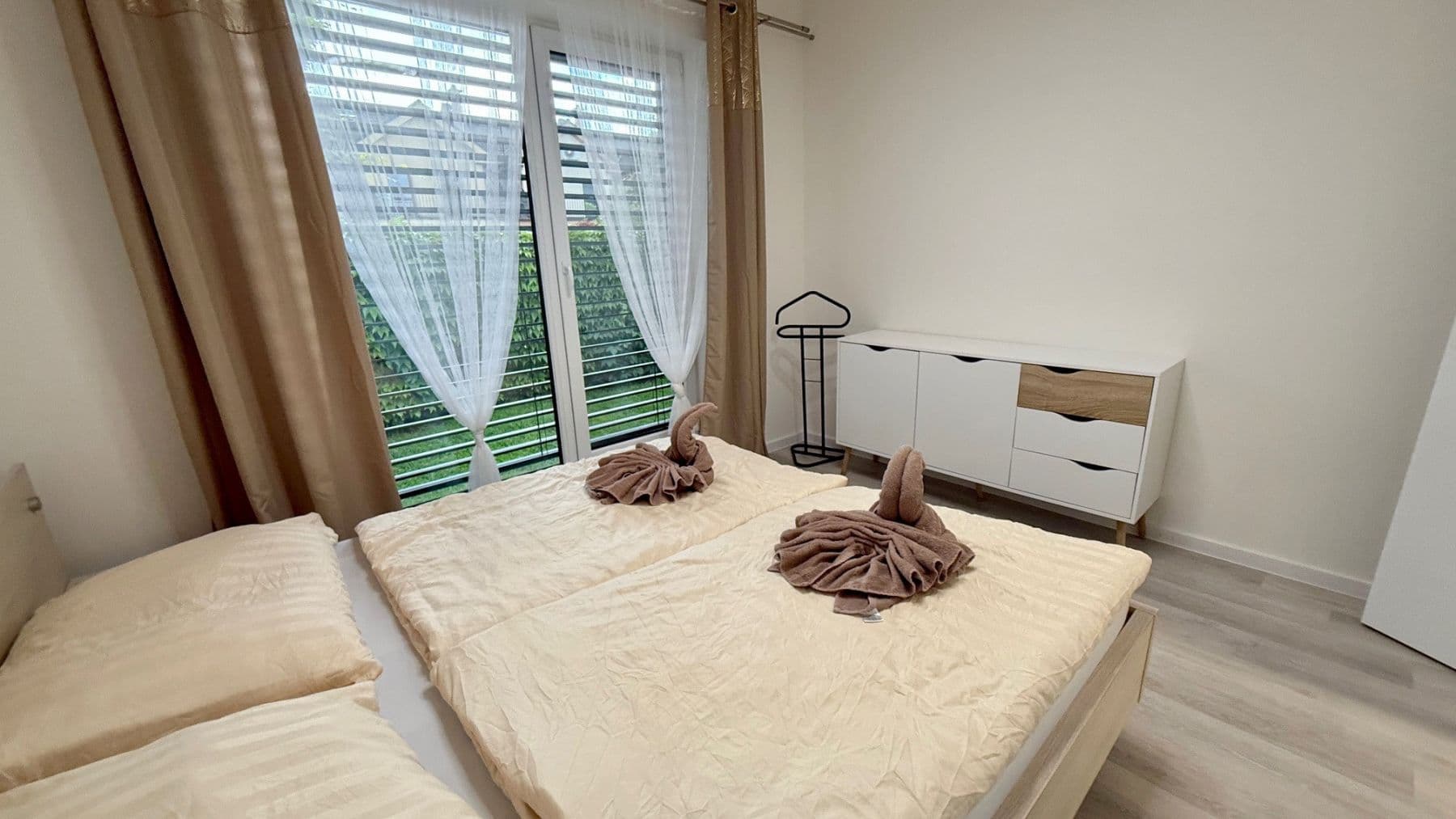 Pronájem bytu  120 m², Slivková, Dunajská Lužná, Bratislavský kraj