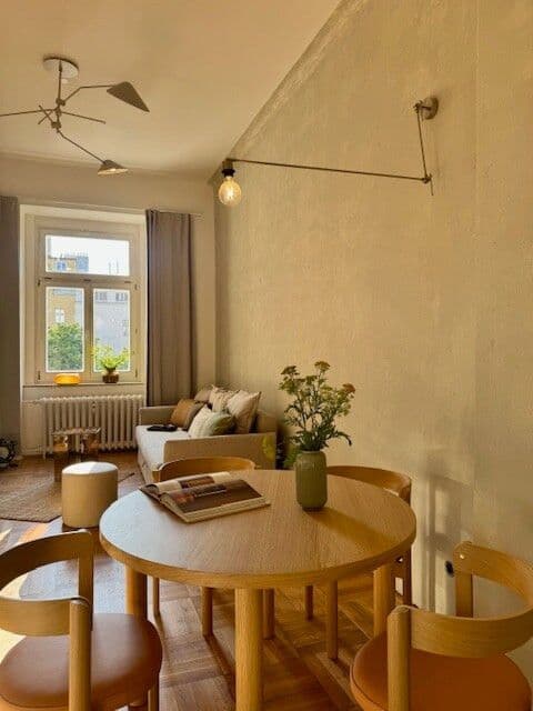 Pronájem bytu  46 m², Buděčská, Praha, Praha