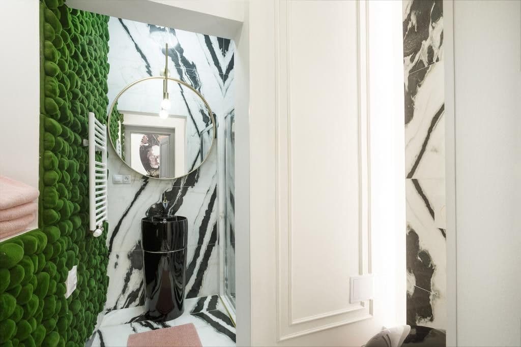 Pronájem bytu  130 m², Opletalova, Praha, Praha