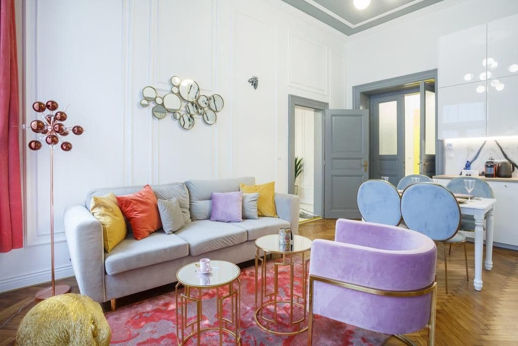 Pronájem bytu  130 m², Opletalova, Praha, Praha