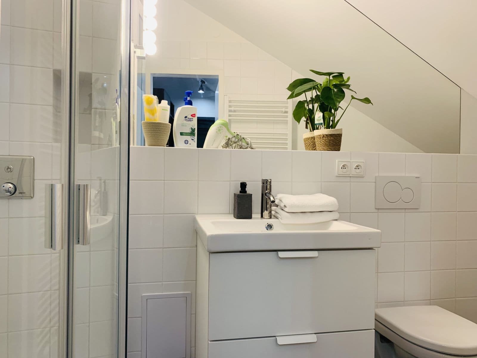 Pronájem bytu  25 m², Na Proseku, Praha, Praha