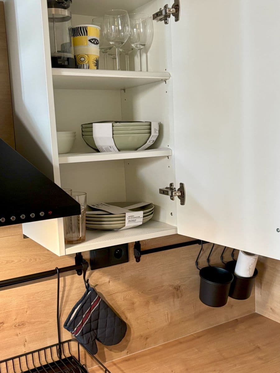 Pronájem bytu  36 m², Pernerova, Praha, Praha