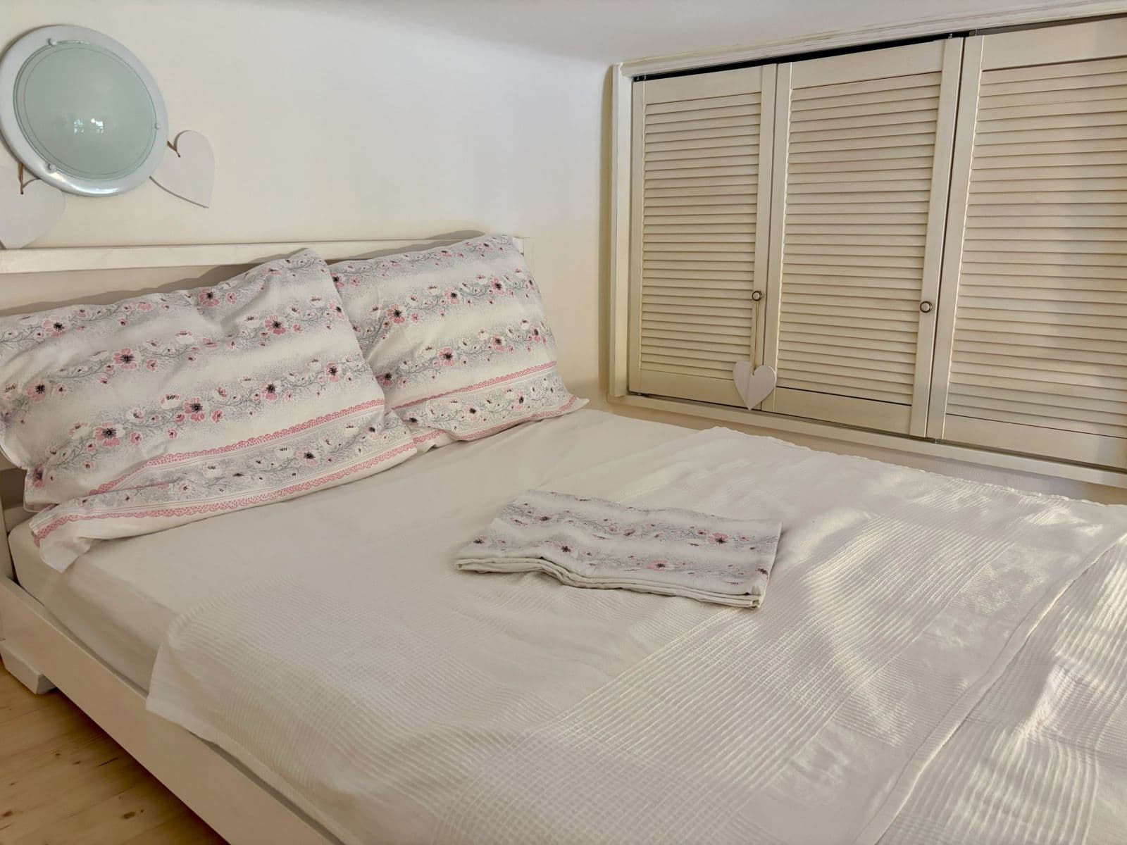 Pronájem bytu  36 m², Pernerova, Praha, Praha