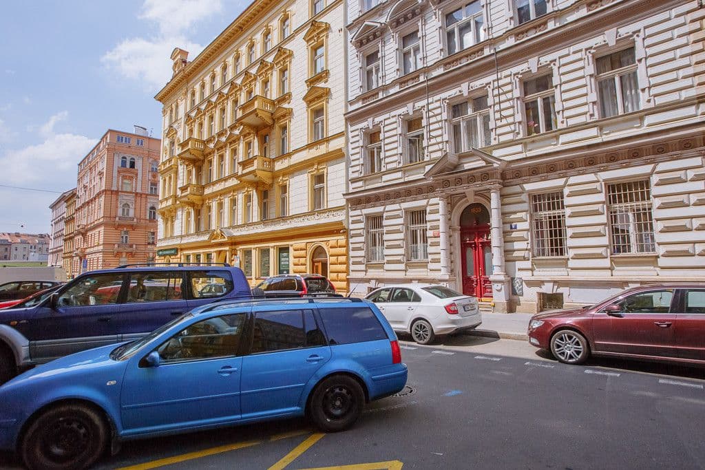 Pronájem bytu  43 m², Tyršova, Praha, Praha
