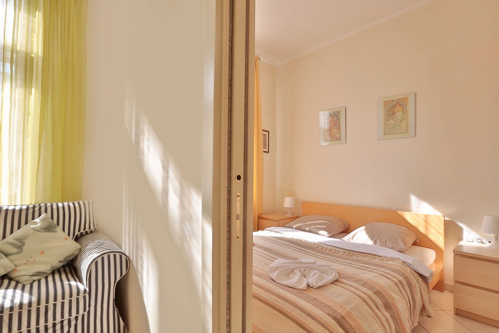 Pronájem bytu  43 m², Tyršova, Praha, Praha