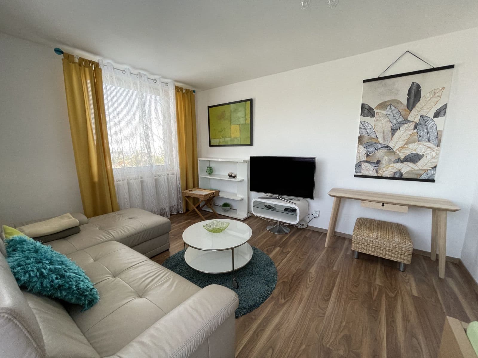 Pronájem bytu  47 m², Na Cihlářce A, Praha, Praha