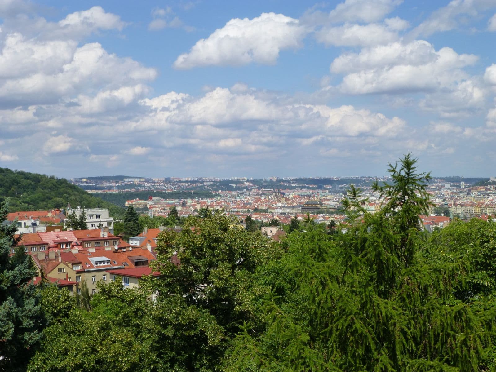 Pronájem bytu  47 m², Na Cihlářce A, Praha, Praha