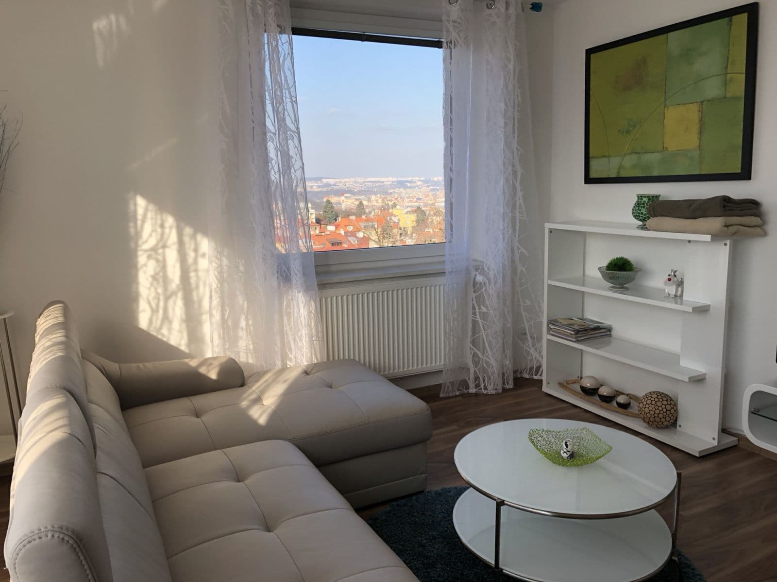 Pronájem bytu  47 m², Na Cihlářce A, Praha, Praha