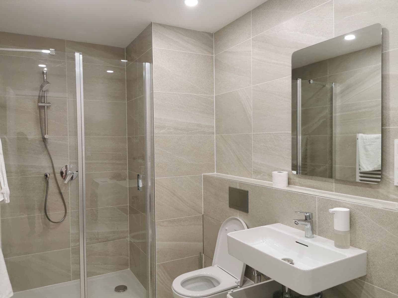 Pronájem bytu  50 m², Závišova a, Praha, Praha