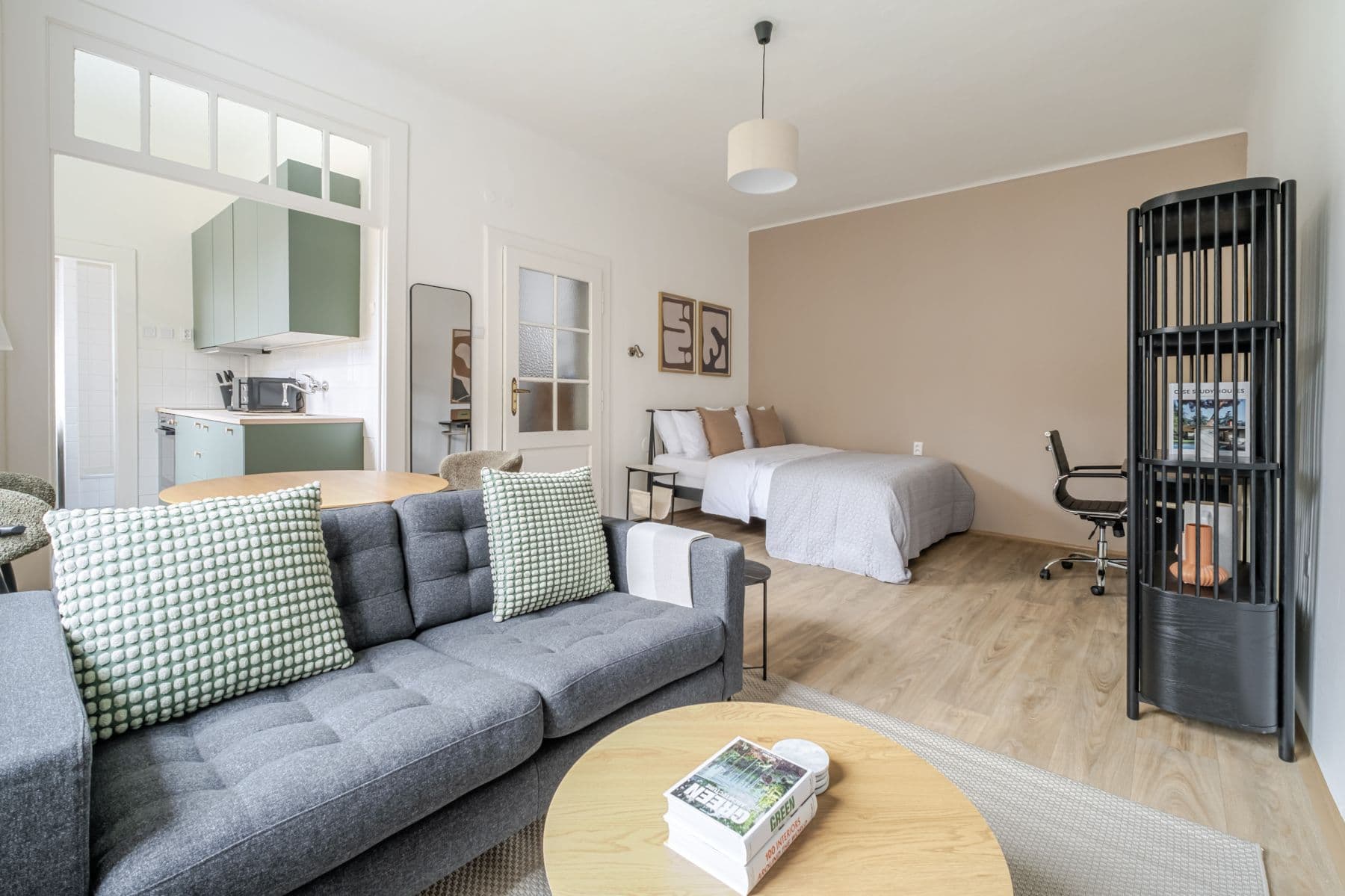 Pronájem bytu  35 m², Ostrovského, Praha, Praha