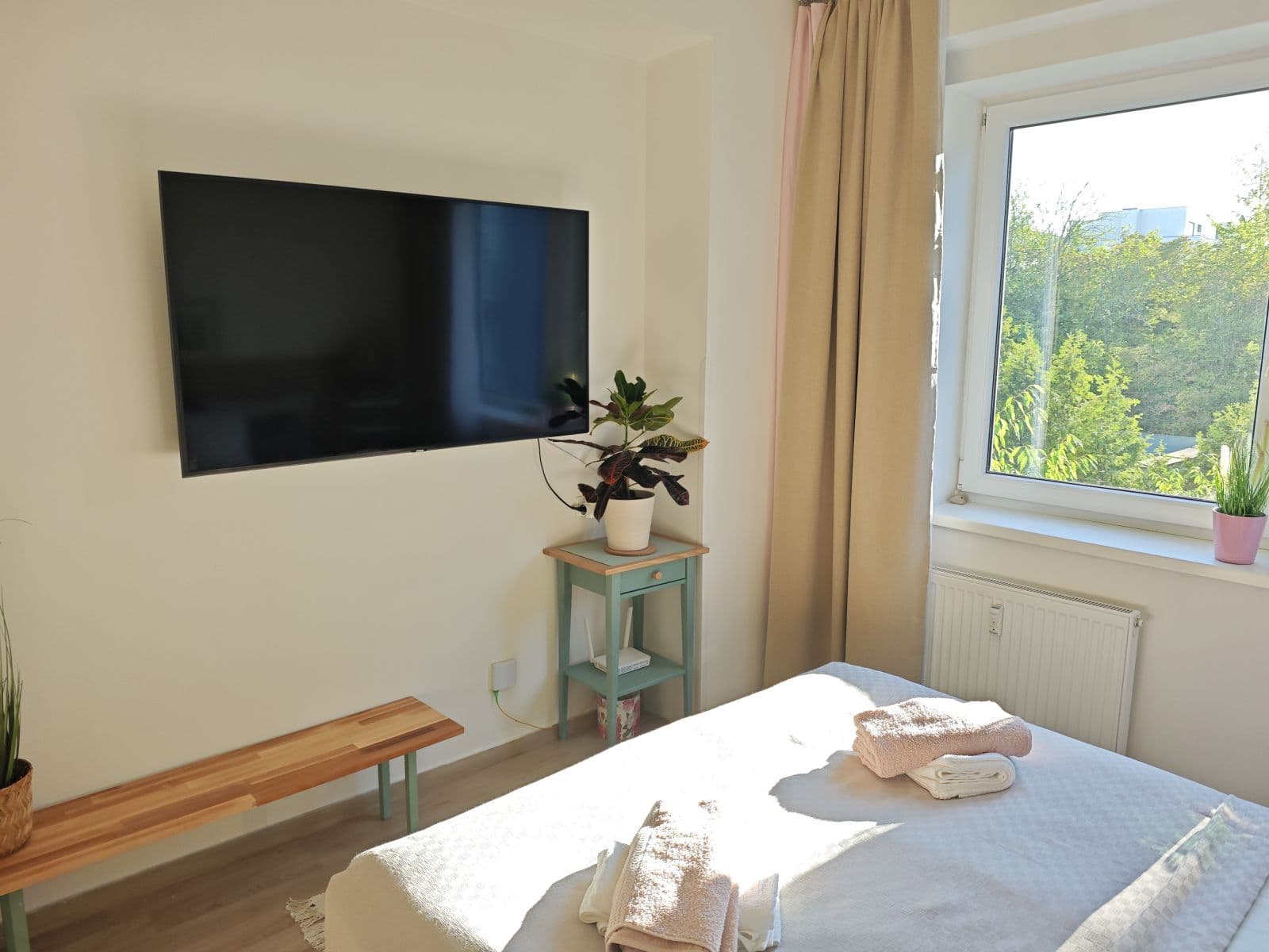 Pronájem bytu  28 m², Peroutkova, Praha, Praha