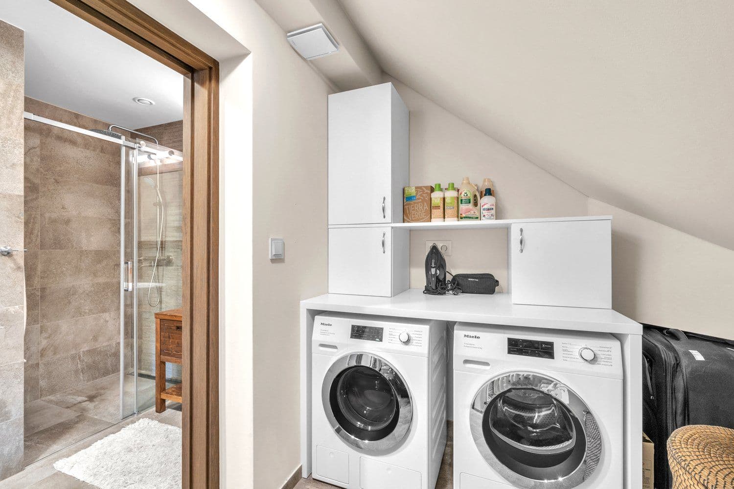 Pronájem bytu  30 m², Grafická, Praha, Praha