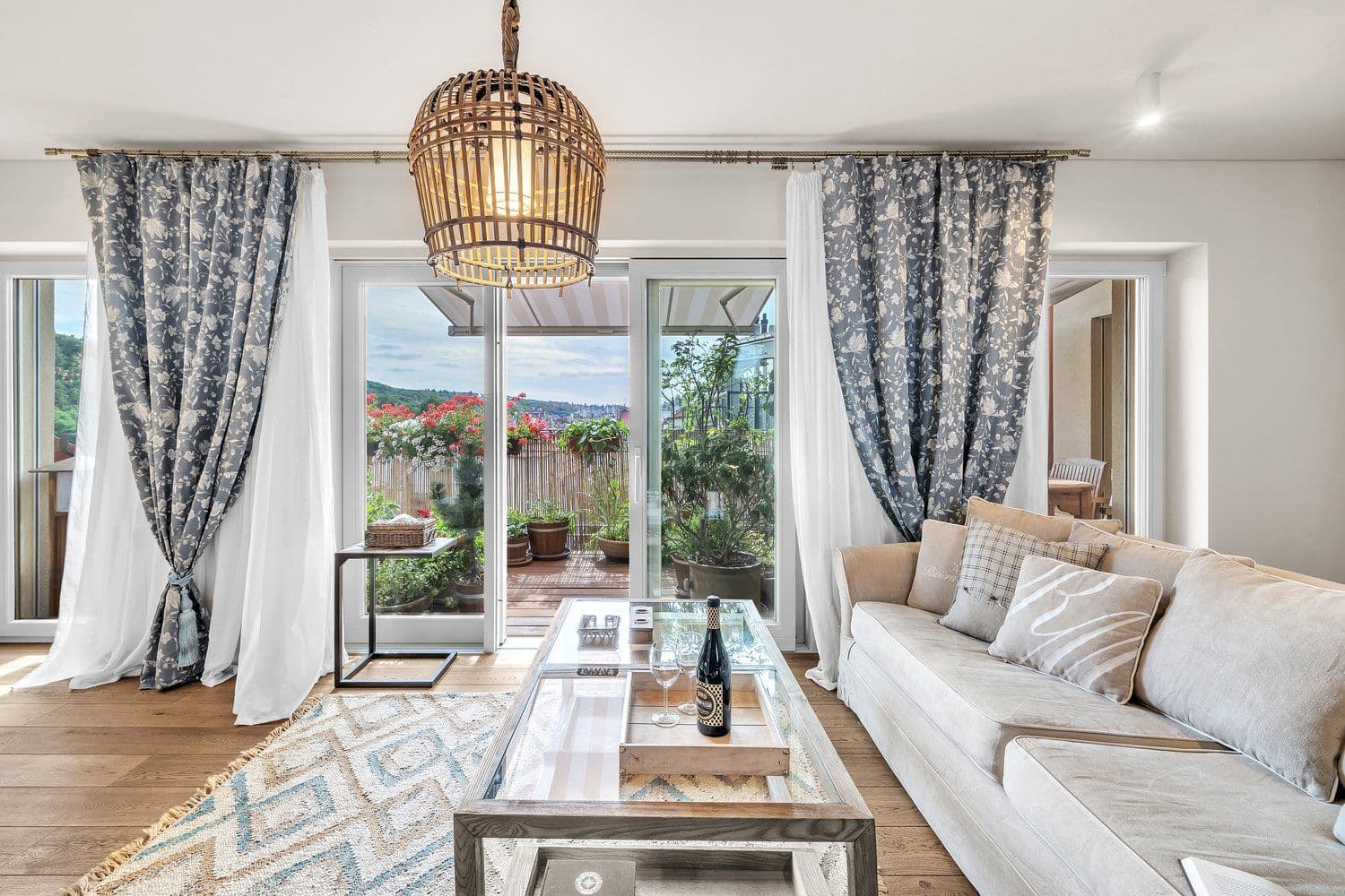 Pronájem bytu  30 m², Grafická, Praha, Praha