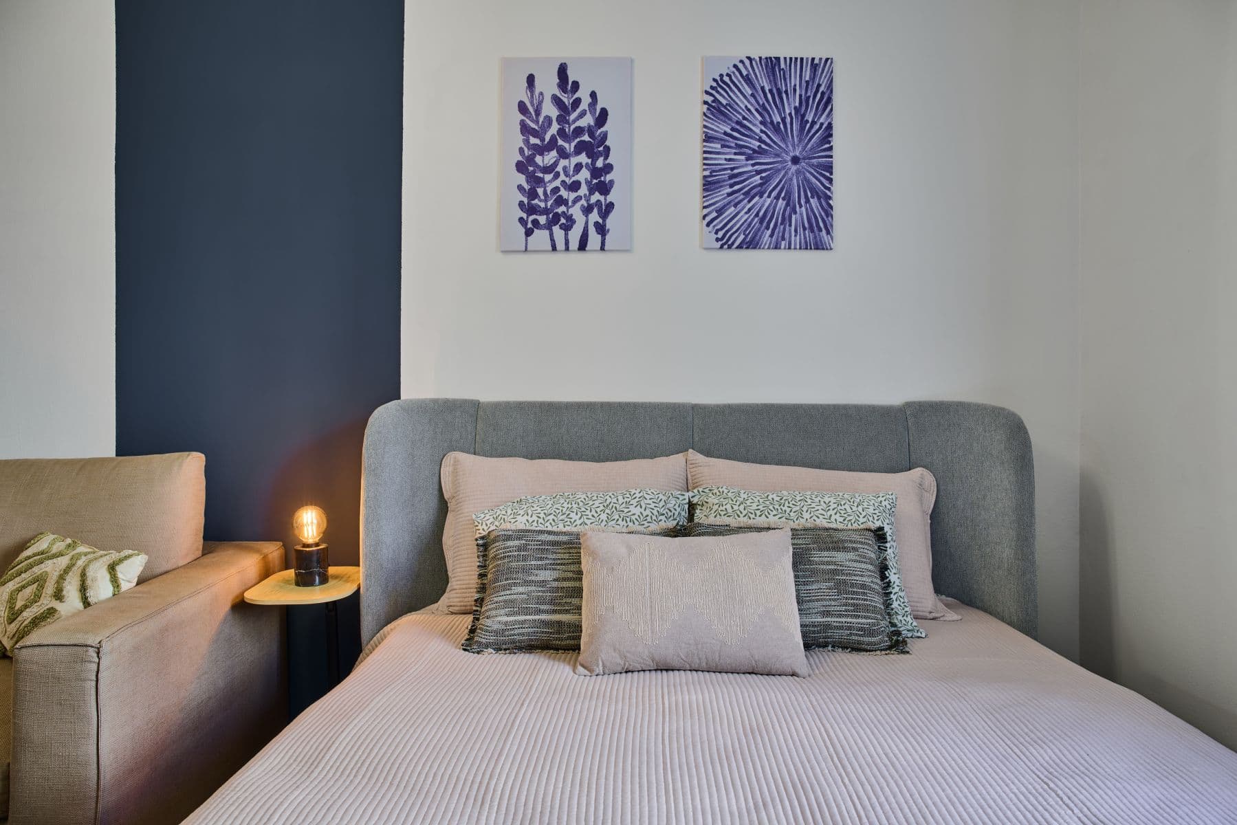 Pronájem bytu  30 m², Mostecká, Praha, Praha