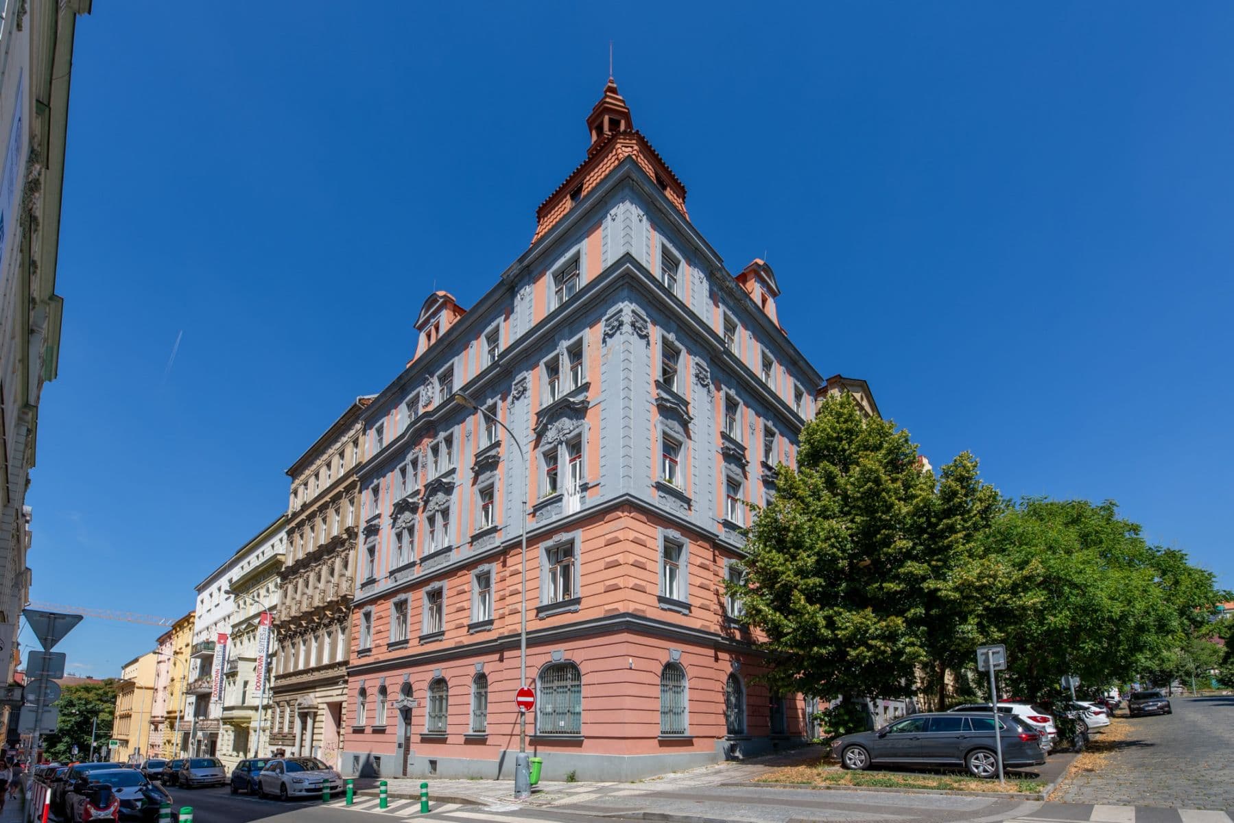 Pronájem bytu  65 m², Kodaňská, Praha, Praha