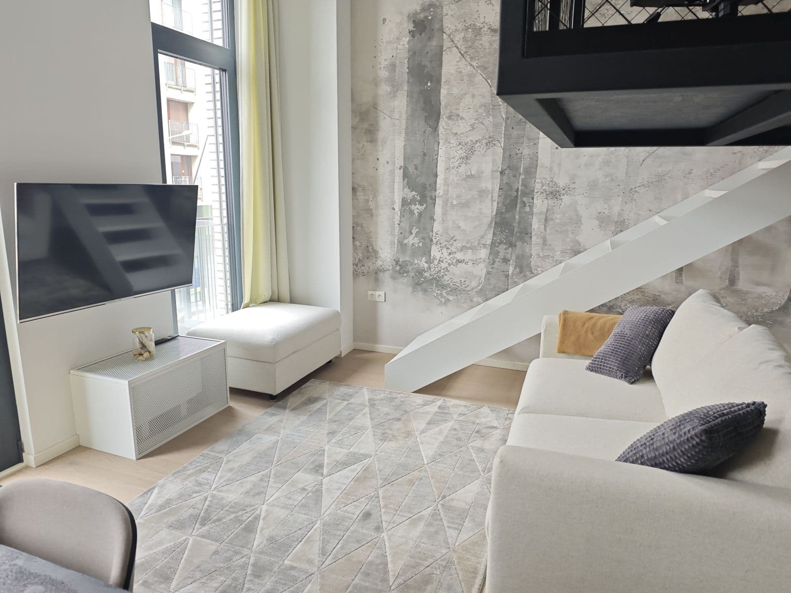 Pronájem bytu  60 m², Tusarova, Praha, Praha