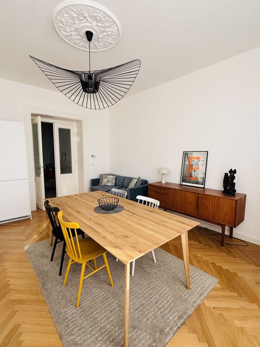 Pronájem bytu  80 m², Dvacátého Osmého Pluku, Praha, Praha