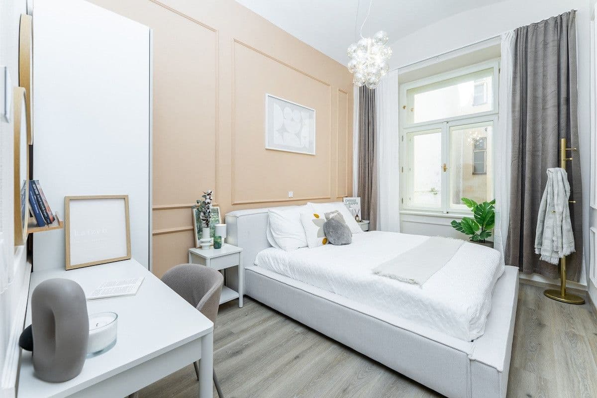 Pronájem bytu  91 m², Václavské náměstí, Praha, Praha