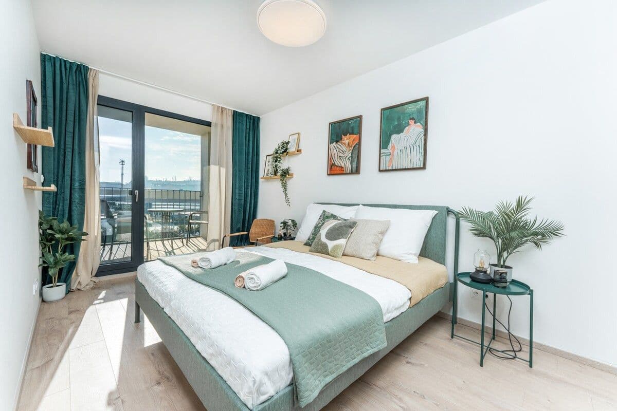 Pronájem bytu  59 m², Ocelářská, Praha, Praha