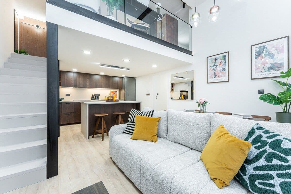 Pronájem bytu  80 m², U Půjčovny, Praha, Praha